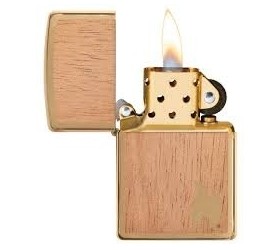 Bricheta Zippo 29901 Classic WoodChuck USA Flame