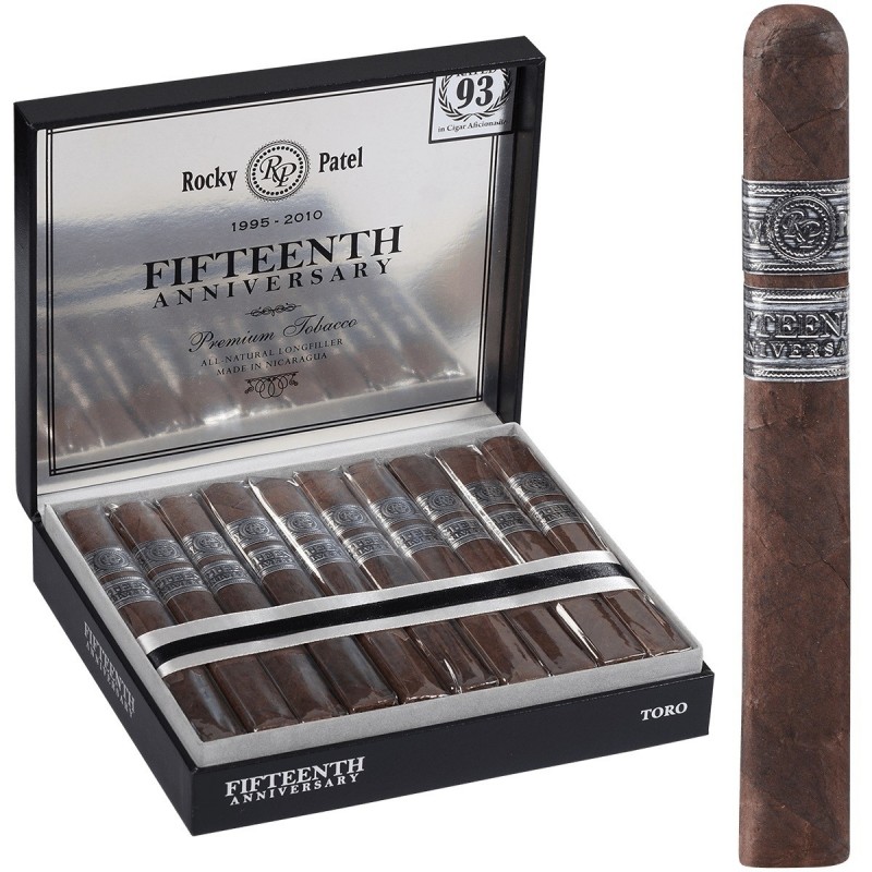 Trabucuri Rocky Patel 15 Th Anniversary Toro 20