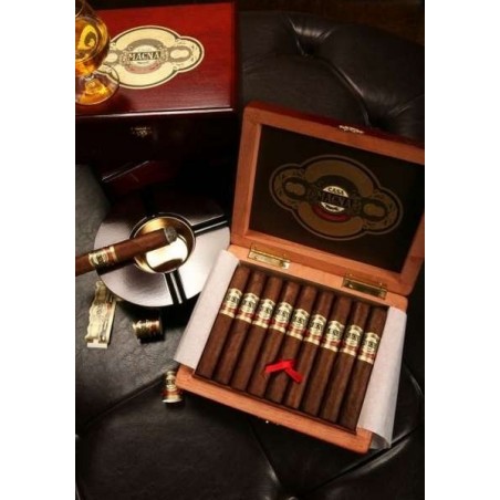 Trabucuri Casa Magna Colorado Corona 27
