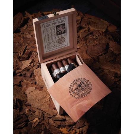 Trabucuri Drew Estate Liga Privada 9 Toro (24)