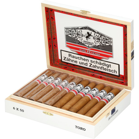 Trabuc Esteban Carreras Connecticut White Label Toro 1